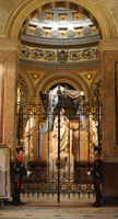guarding san martin
