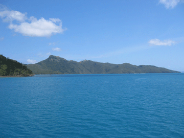 In to Airlie Beach 1